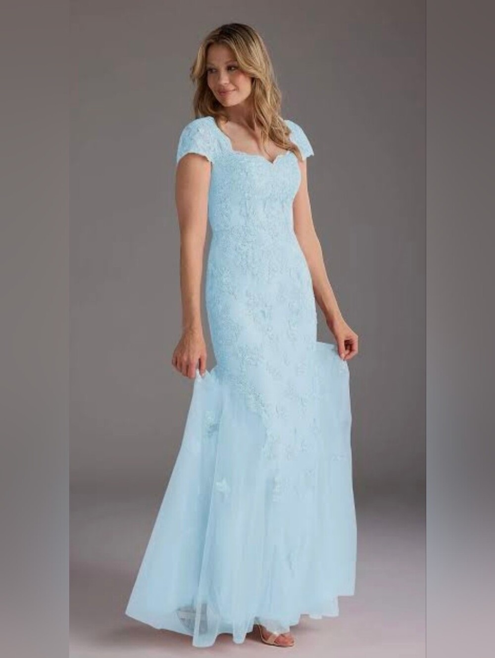 NWT Light Blue Lace Appliqué Cap Sleeve Wedding Dress Evening Gown Size 14